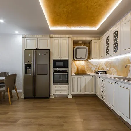 The Azure 2 Beachfront By Ps Apartment *