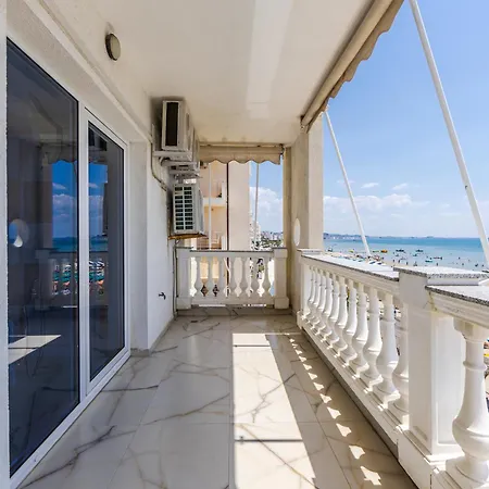 The Azure 2 Beachfront By Premium Selection Дуррес